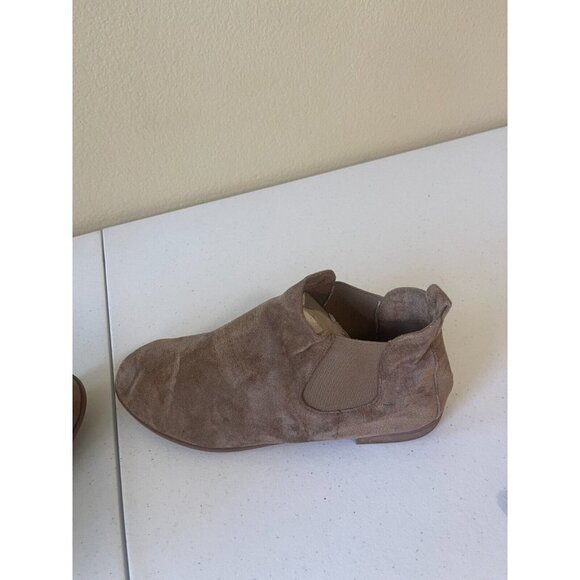CP Shoes Womens Size 8.5 Ankle Boots Booties Brown Faux Suede - Picture 10 of 15
